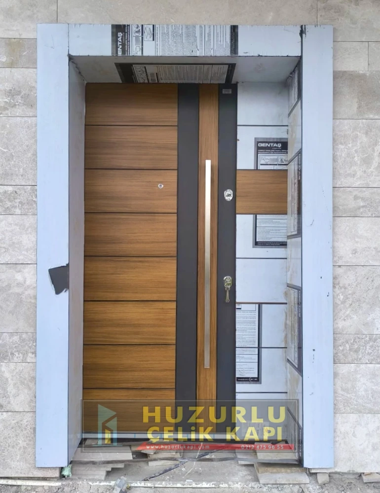 Dış İklim Kompozit ve Compact Lamine Çelik Kapılar KC-0011 Modeli - Huzurlu Kapı